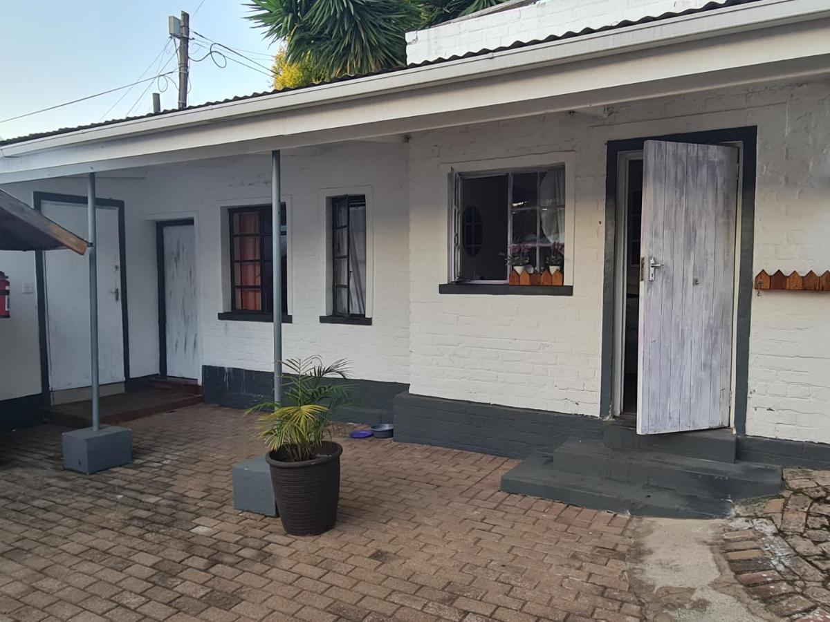 Melville House Johannesburg Bagian luar foto